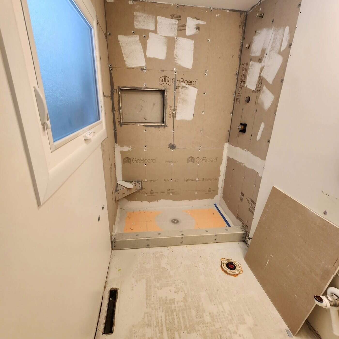 Bathroom before remodel