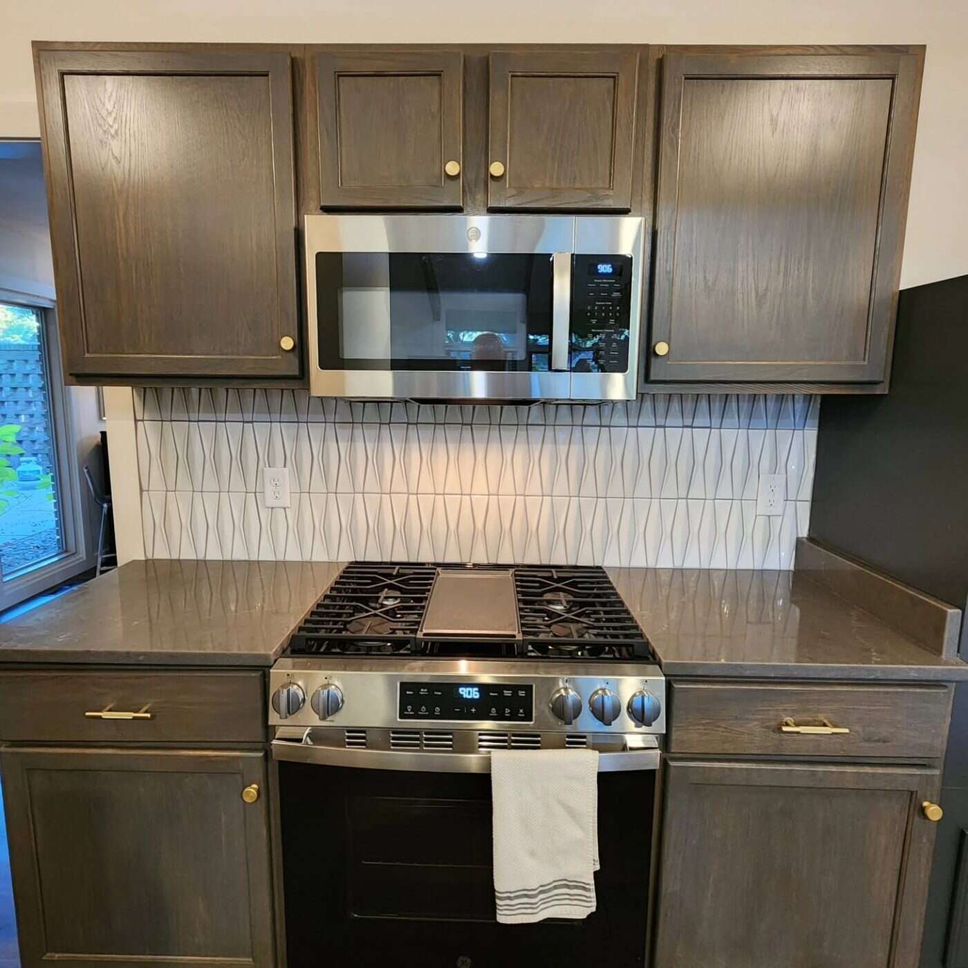 Kitchen backsplash after install
